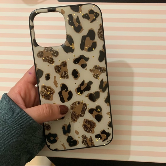 iPhone 12 Pro Max Shiny Hard Shell Cheetah Print Case - Picture 2 of 5